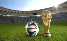 九游游戏-莱万的非世界杯之战，当波兰孤星在卡塔尔沙漠全程高能输出