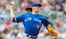 九游体育-爱尔兰后卫表现稳健，成功擒获连败