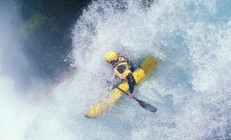 九游娱乐首页-莫兰特关键制胜，北京队连续得分压制广东队，展现团队韧性