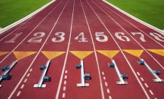 九游官网-银箭惊雷，拉塞尔惊艳四座，威廉姆斯如何上演F1史上最不可能的翻盘？