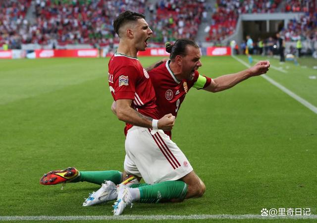 匈牙利队在激烈对决中取得关键胜利，晋级