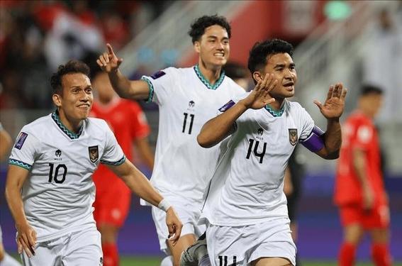 包含欧洲预选赛的精彩瞬间：全场观众尽情欢呼的词条