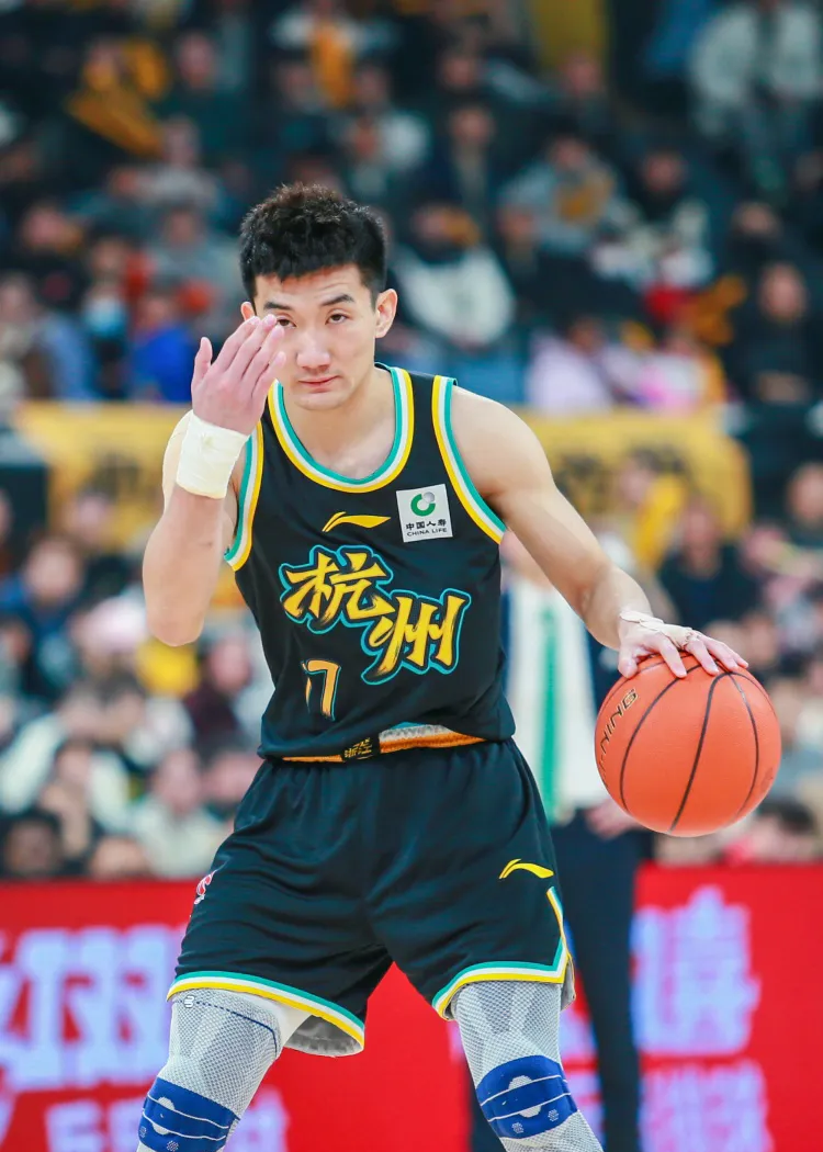 福建队碾压广州队,孙铭徽关键制胜 福建队碾压广州队,孙铭徽关键制胜