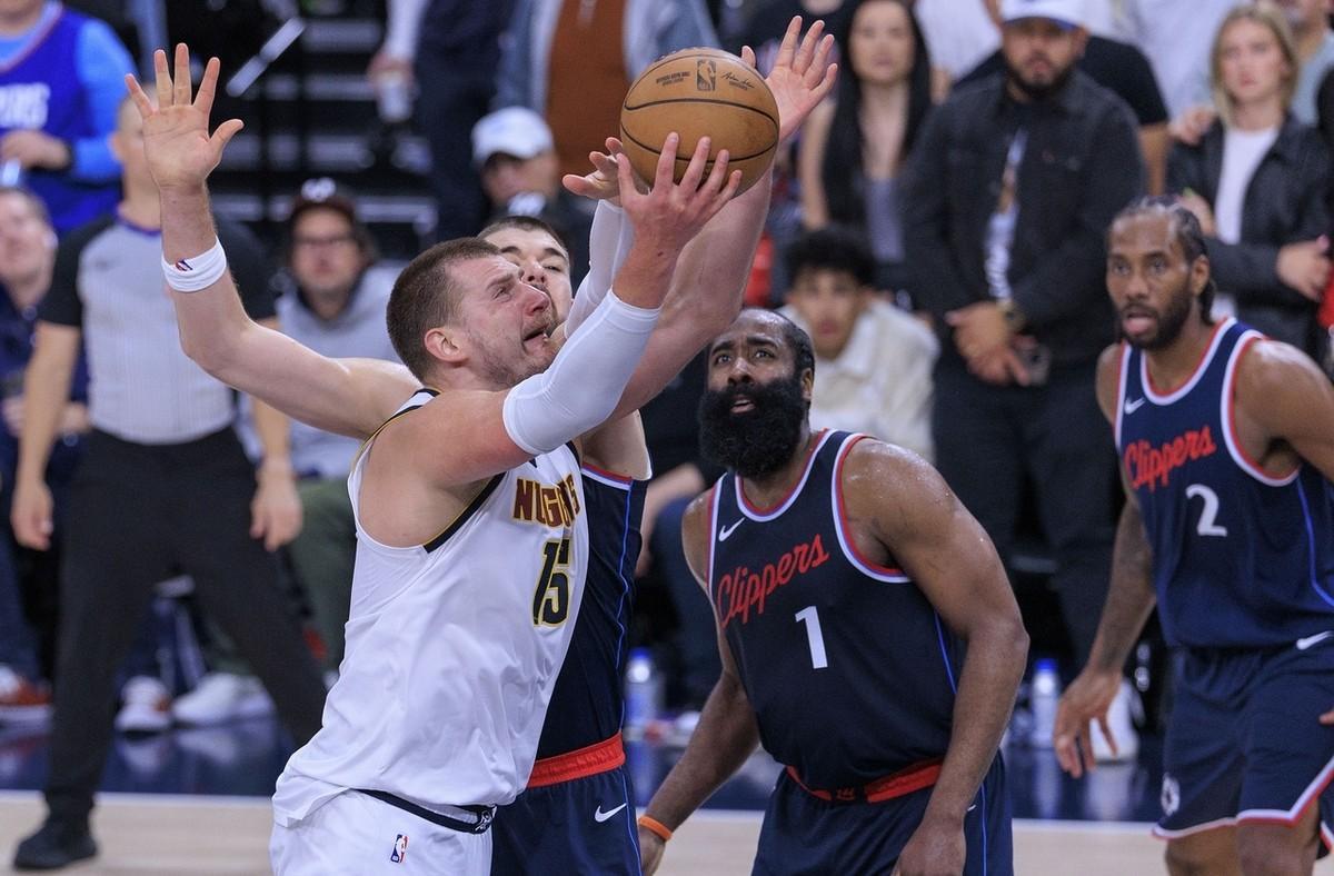 热火碾压雷霆，约基奇带队取胜