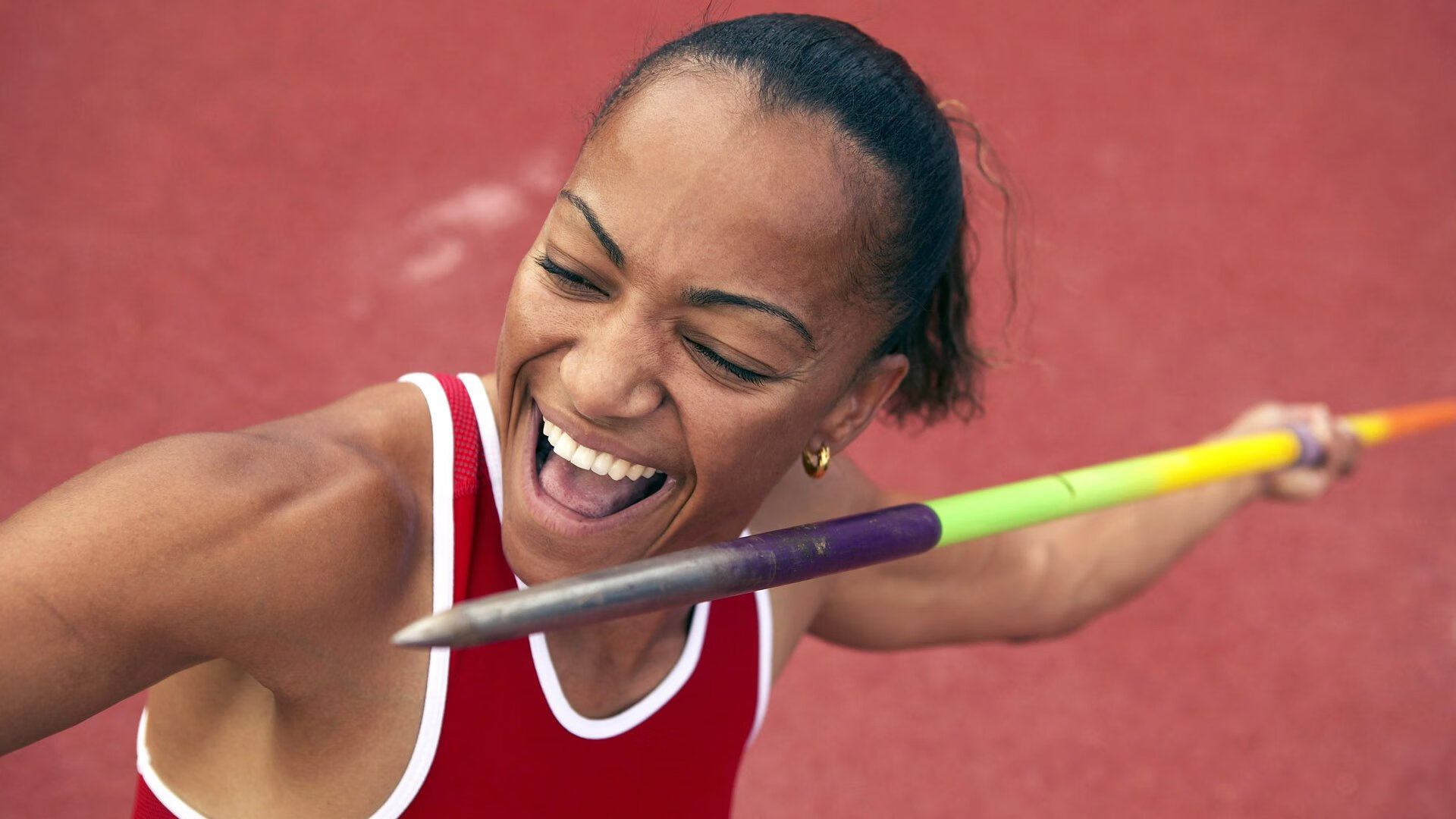 绿茵场上的地缘谜局，当伊拉克制霸南非，而巴斯托尼在英超的硝烟中接管比赛