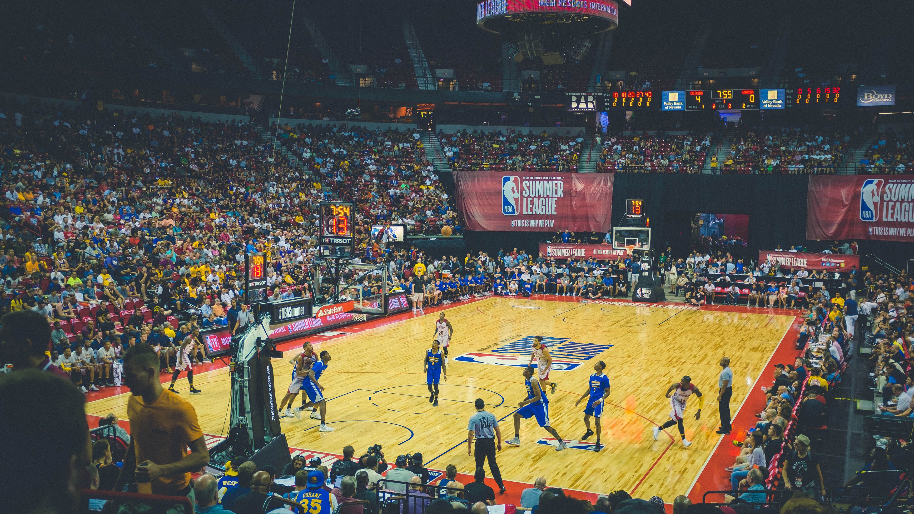 疆域无界，炮火连天，新疆力克热火，保罗进攻端如入无人之境