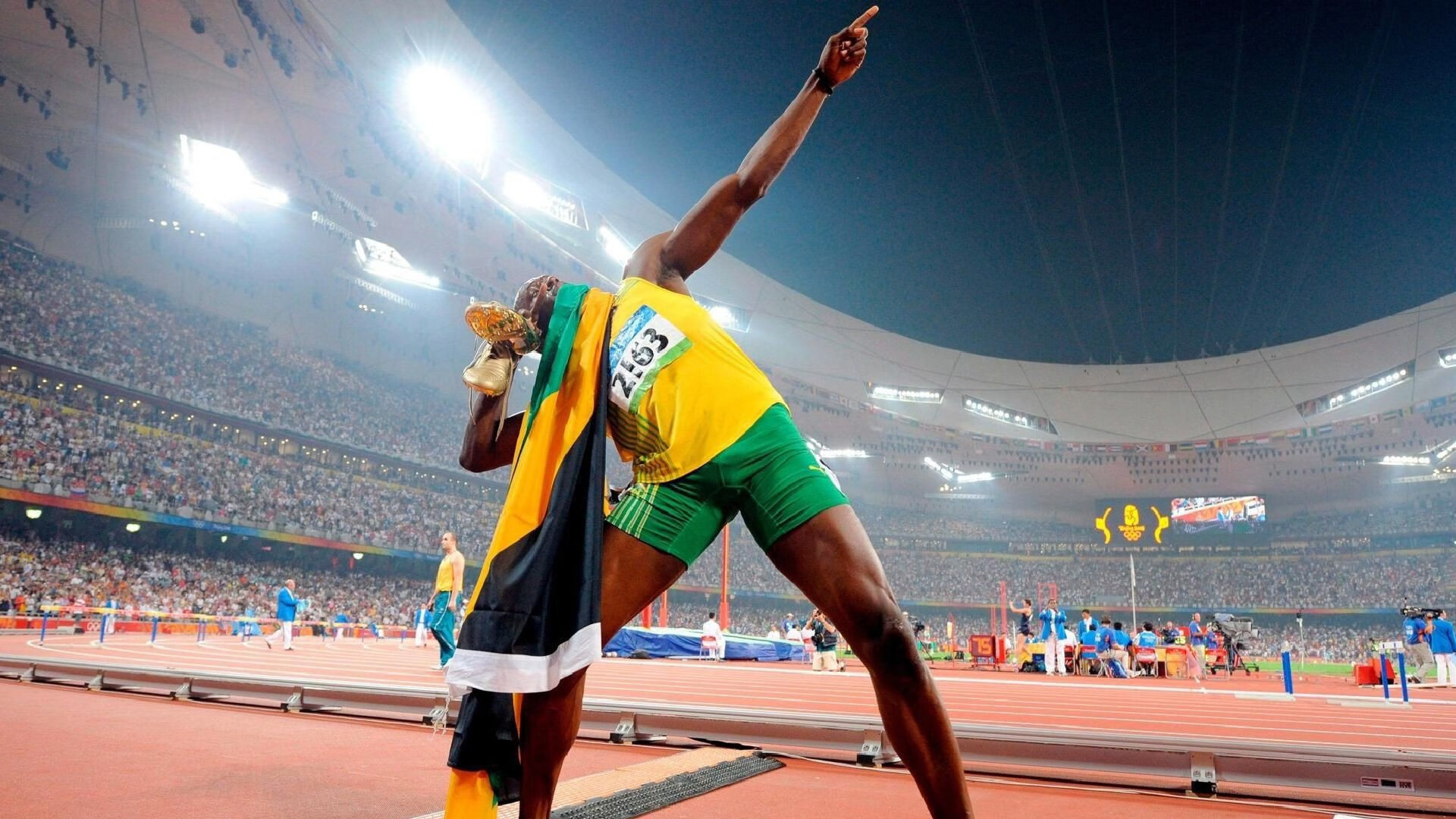 当塞维利亚遇上拜仁，德布劳内如何用完美发挥定义中场艺术